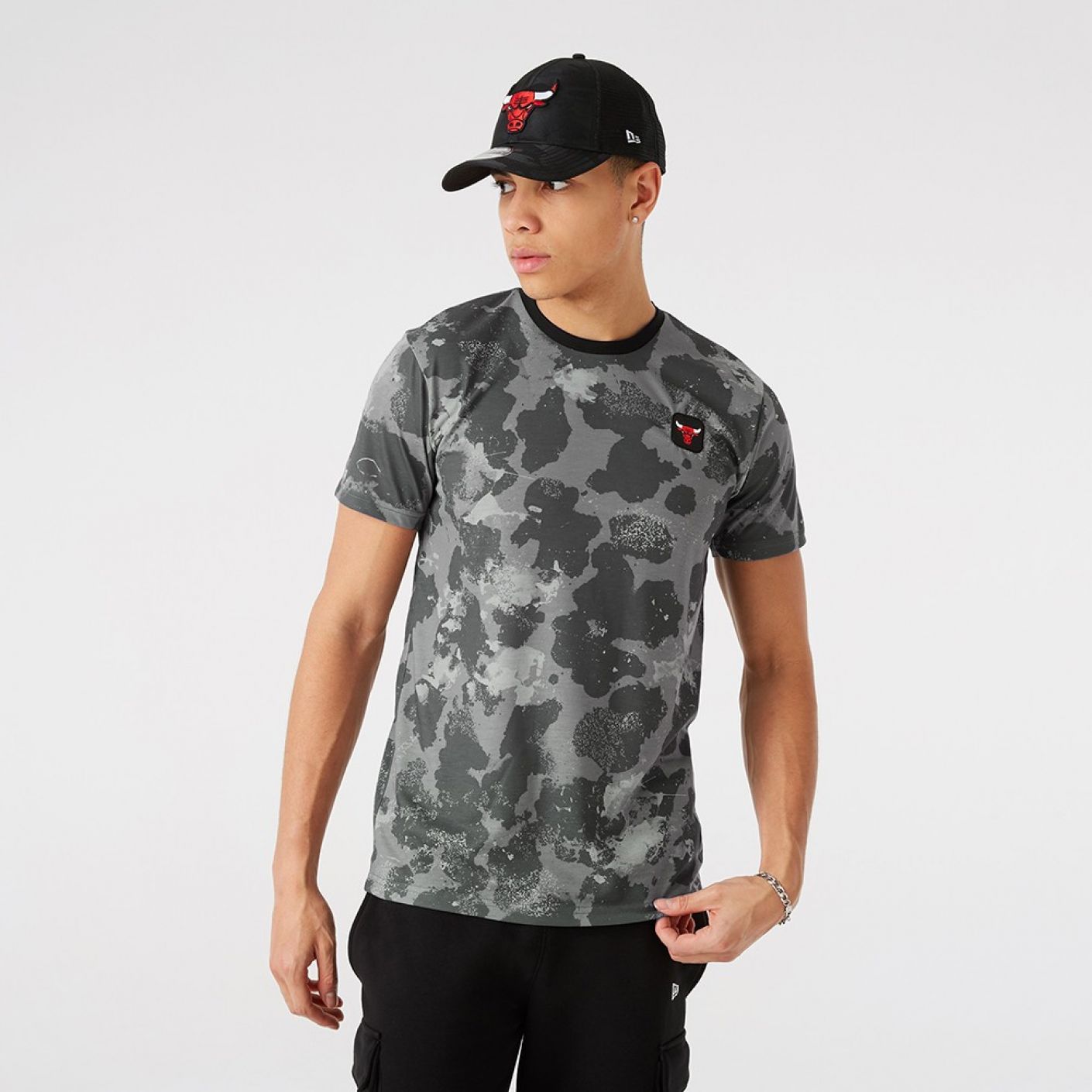 New Era Chicago Bulls NBA Outdoor Utility T-Shirt