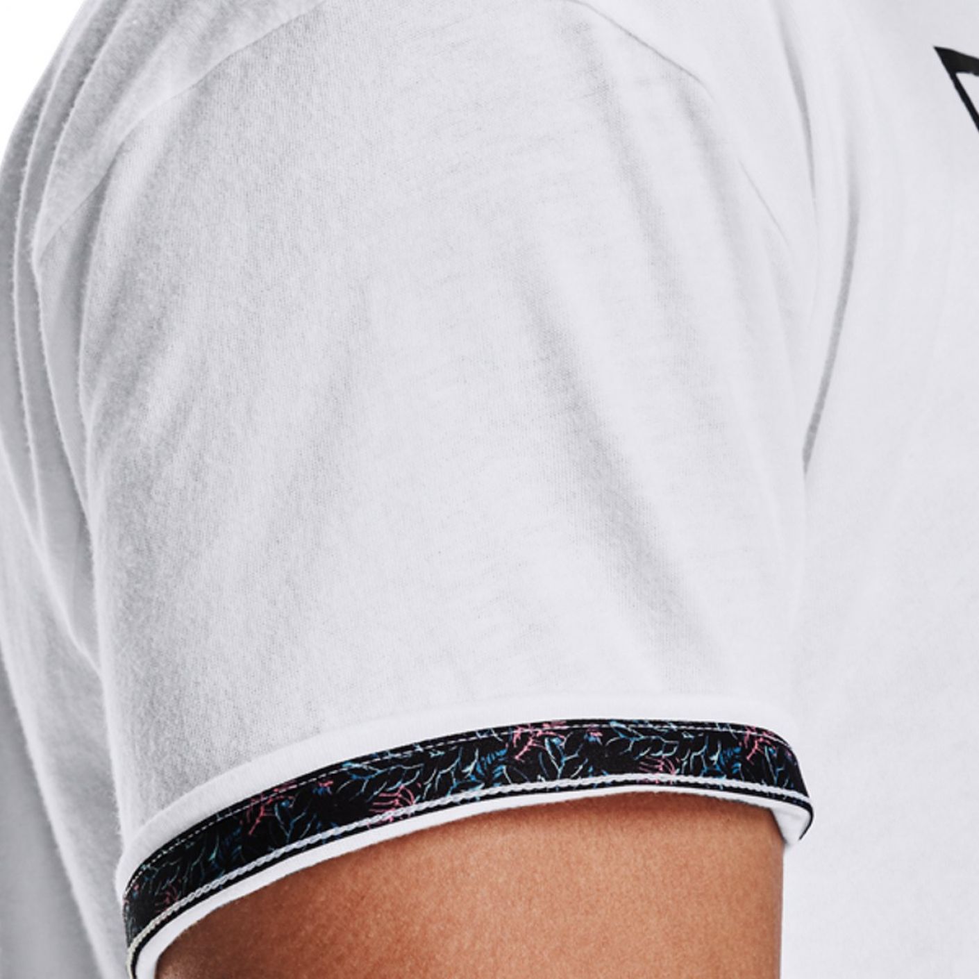 Under Armor Live Glow Graphic Tee White