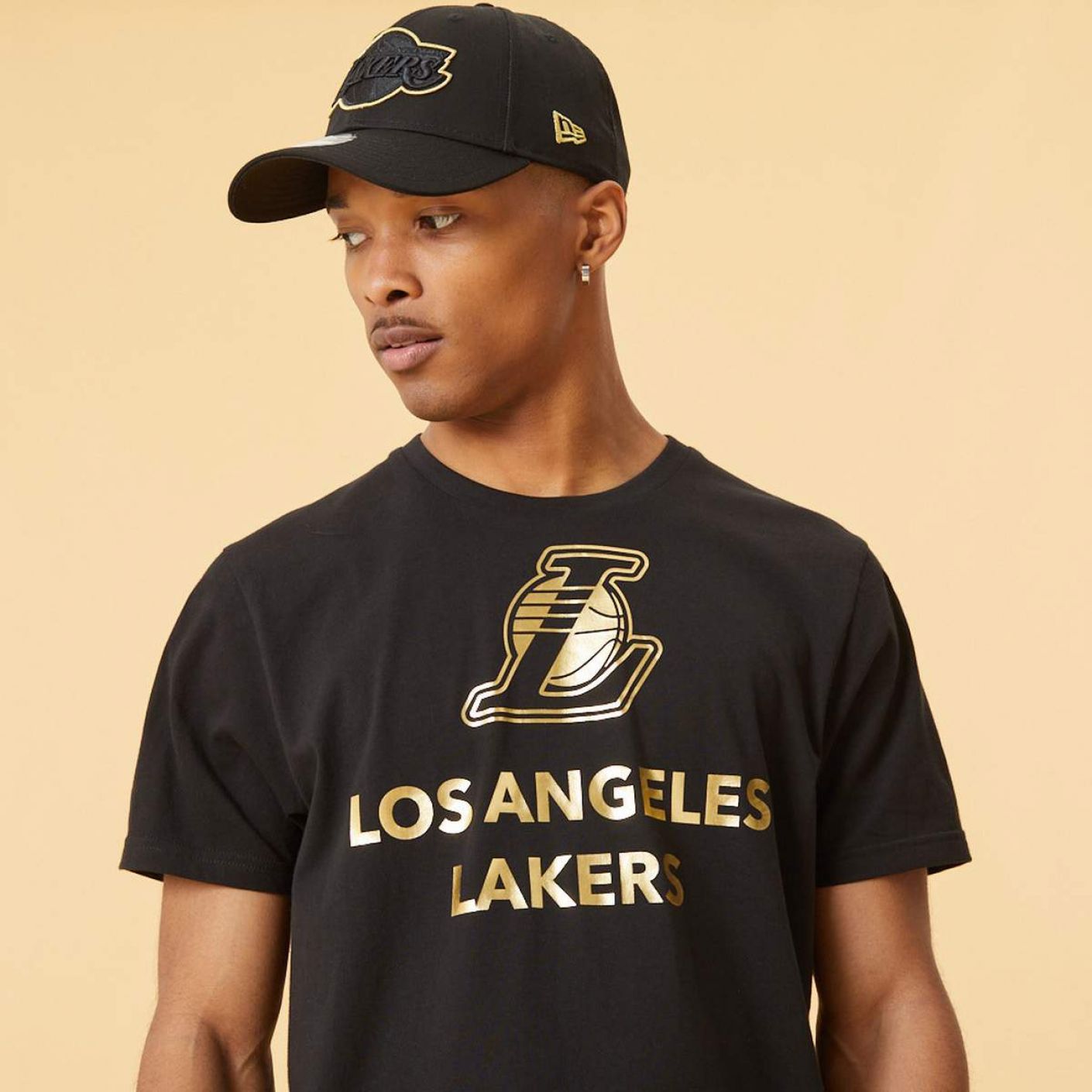 New Era T-Shirt LA Lakers Logo Metallizzato Nera