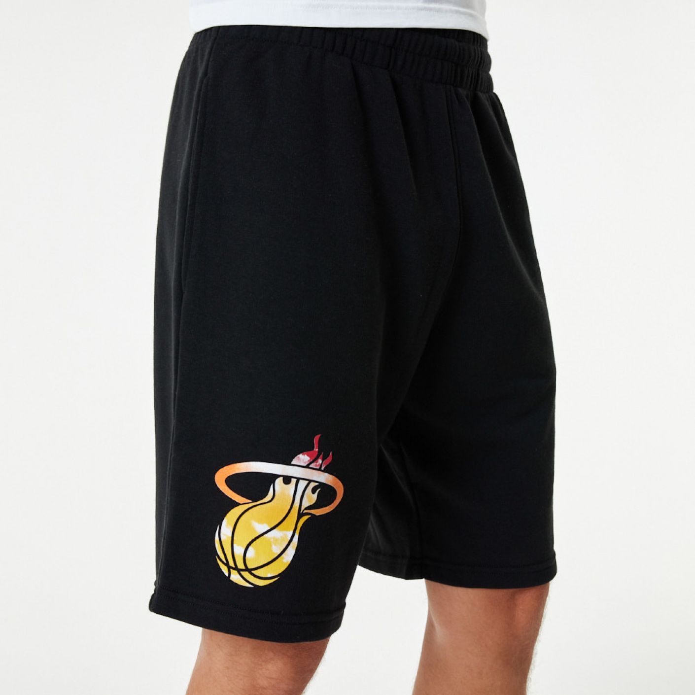 New Era Miami Heat NBA Sky Print Black Shorts