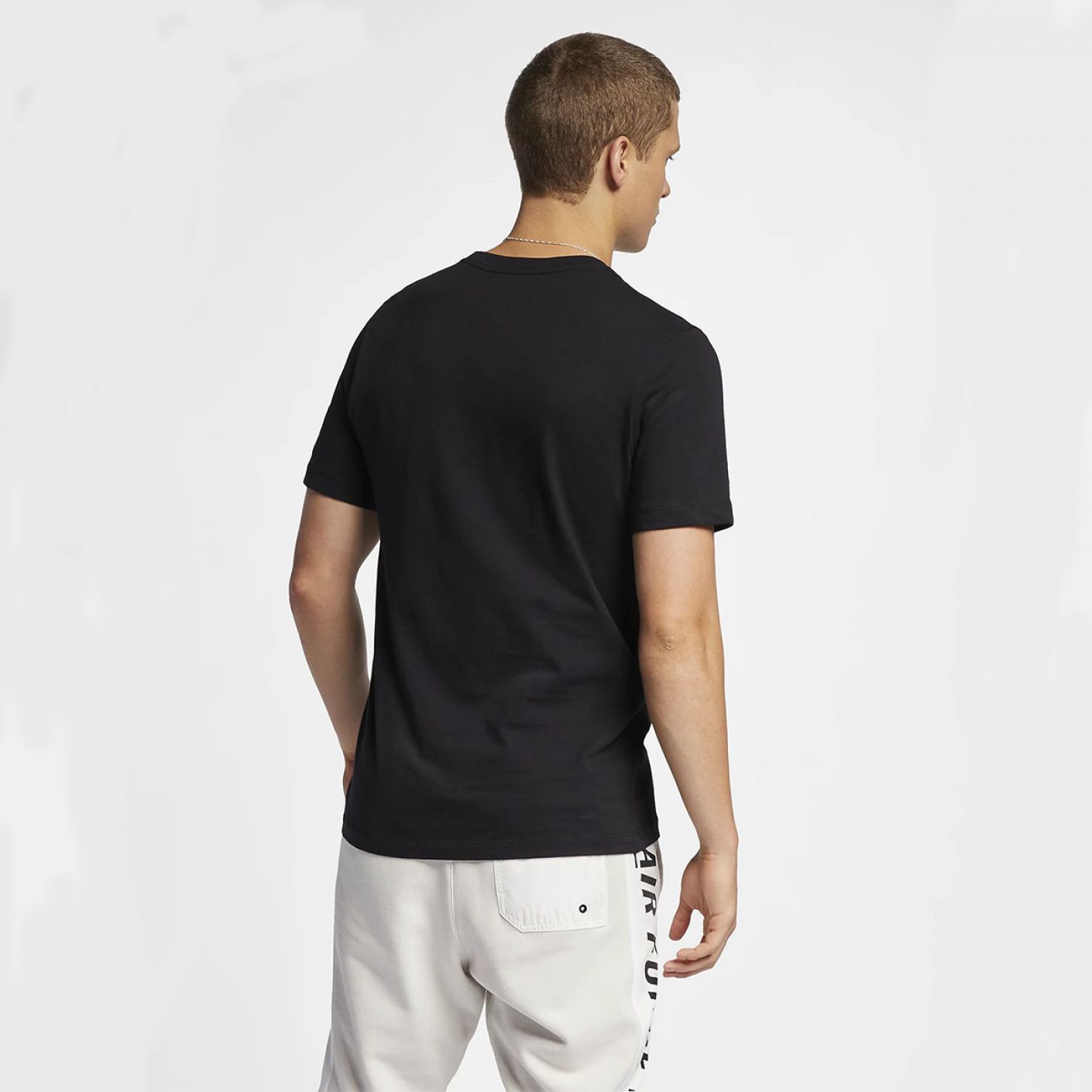 Nike Sportswear Black T-Shirt