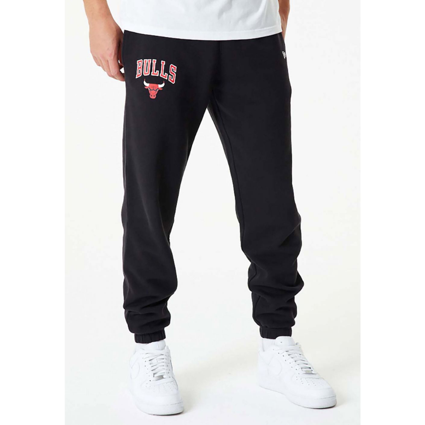 New Era Men's Black Chicago Bulls NBA Pants