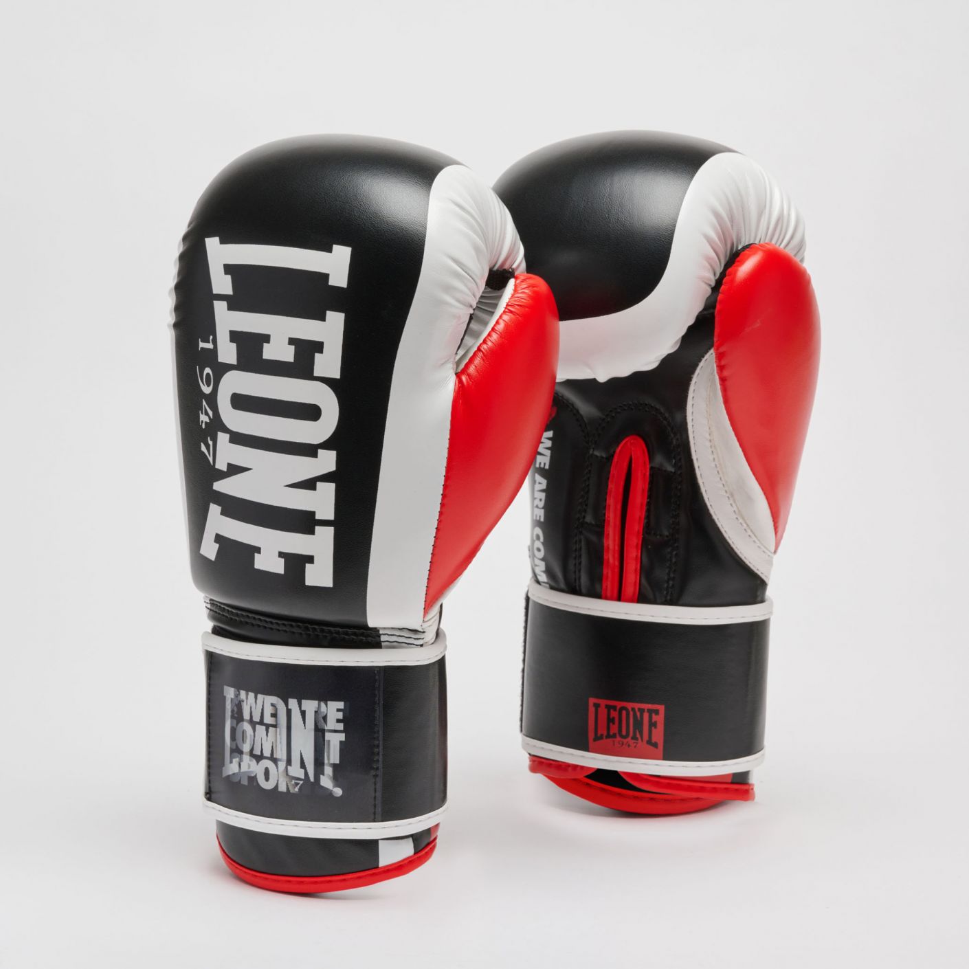 Leone Boxing Gloves Wacs Logo Black