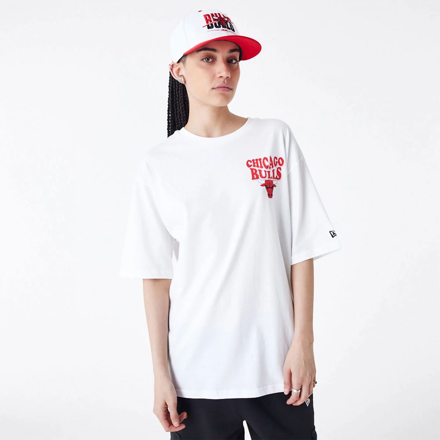 New Era Chicago Bulls NBA Script Oversized T-Shirt White