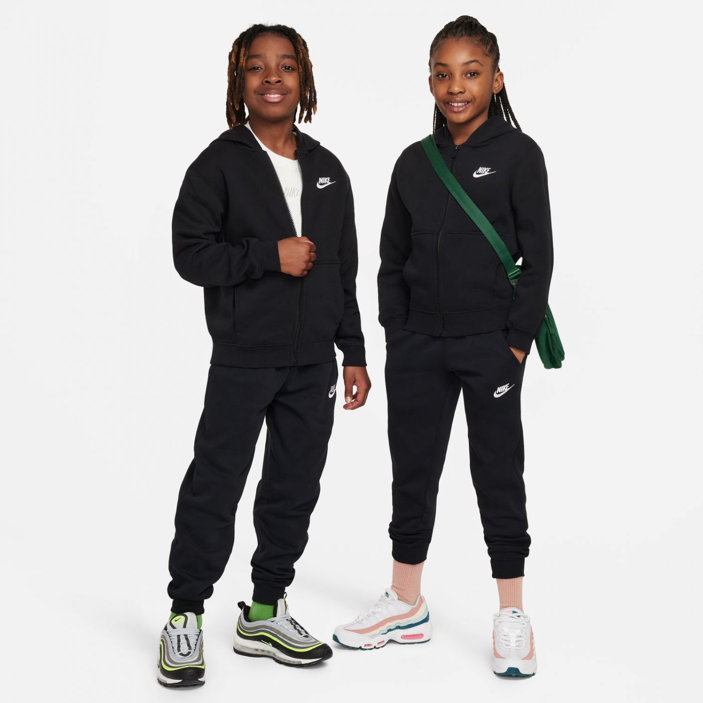 Nike Sportswear Club Fleece Tracksuit – Boys Black/White