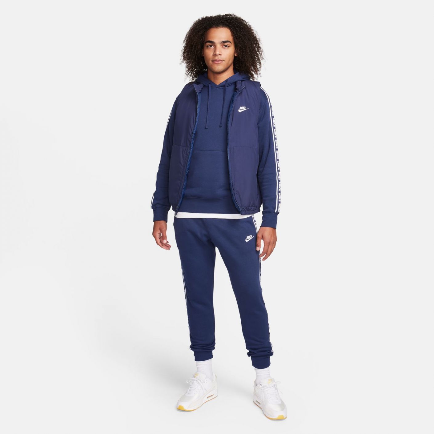 Nike Club Fleece Graphic Hoodie - Men Midnight Navy/White