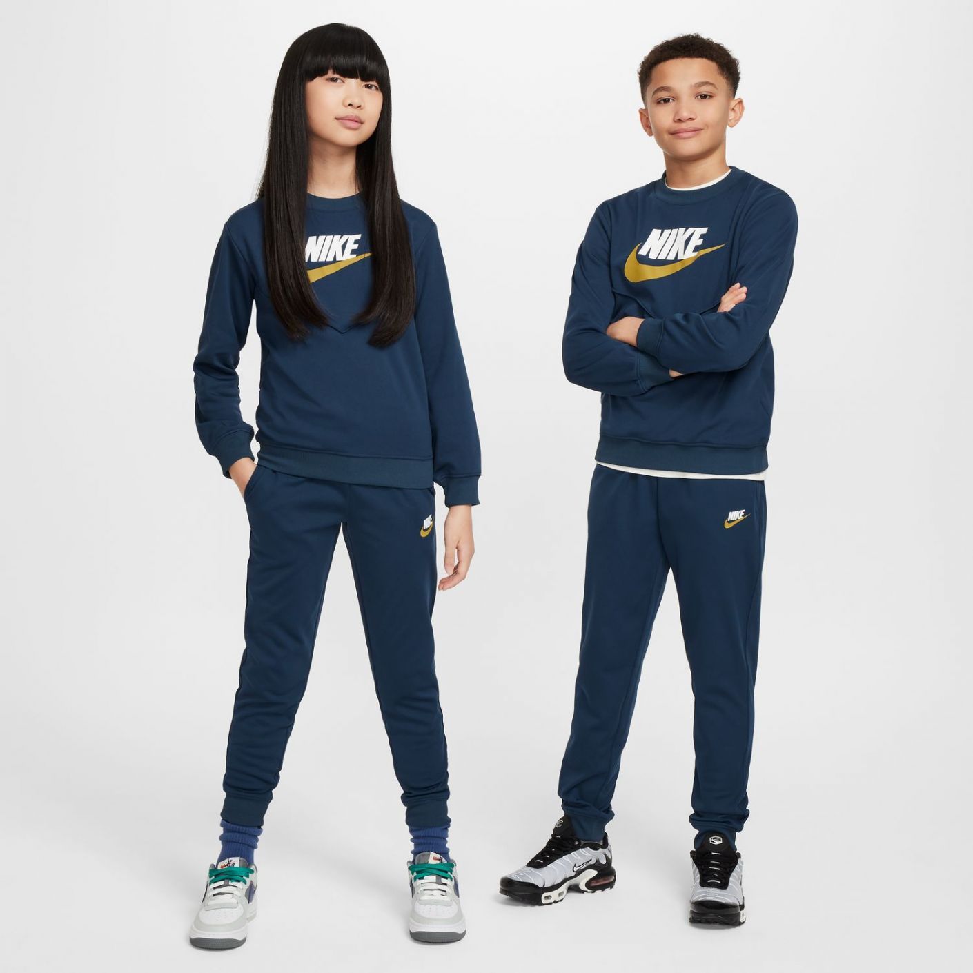 Nike Sportswear Tracksuit – Boys Armory Navy/White/White