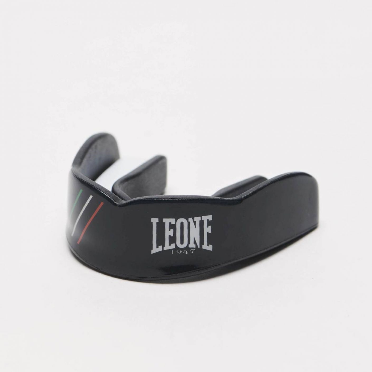 Leone Mouthguard Flag Black