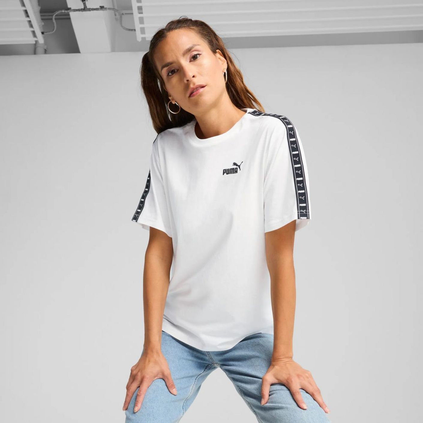 Puma T-Shirt Ess Tape Relaxed Bianca da Donna