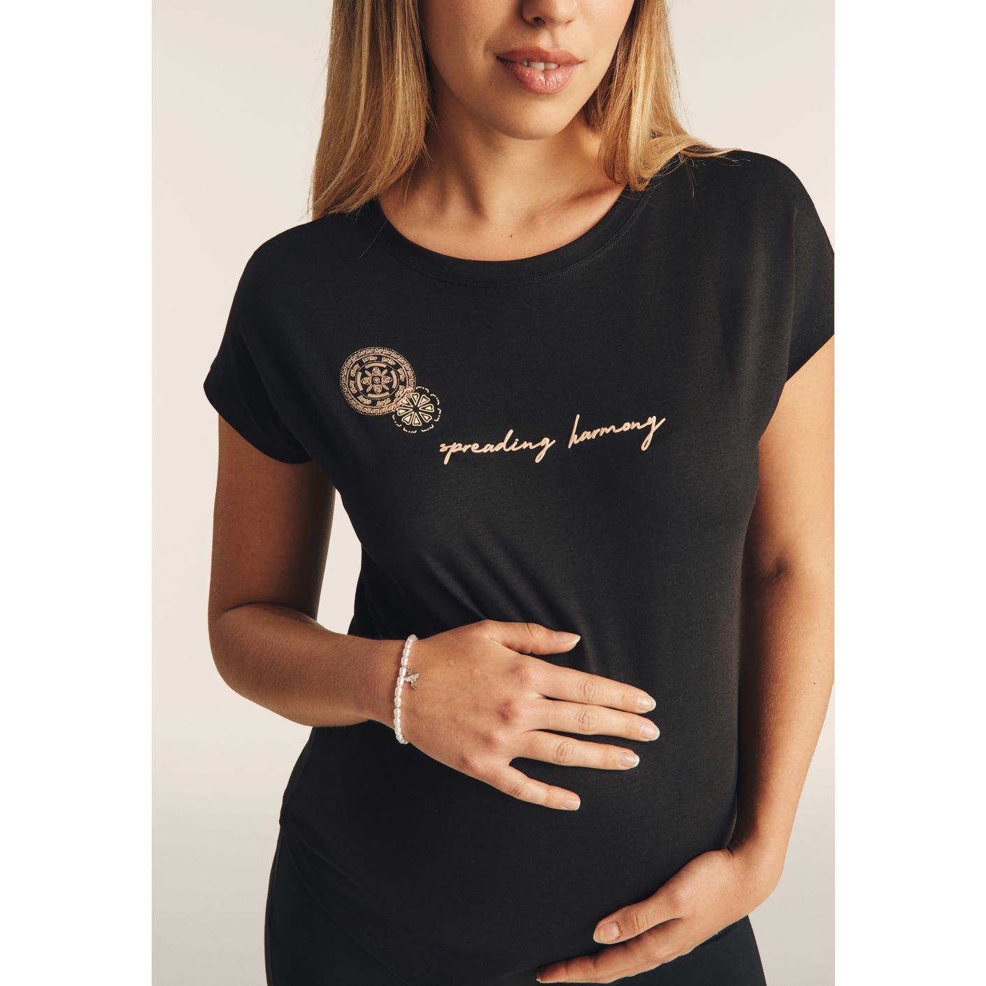 Freddy T-Shirt comfort in cotone Supima con mandala Nera da Donna