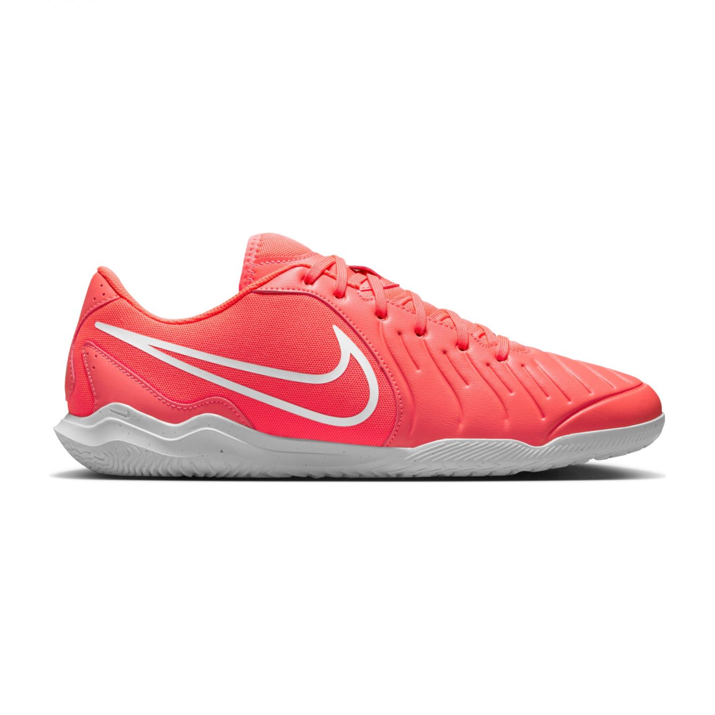 Nike Legend 10 Club Hot Lava/Weiß Jungen Fußballschuhe