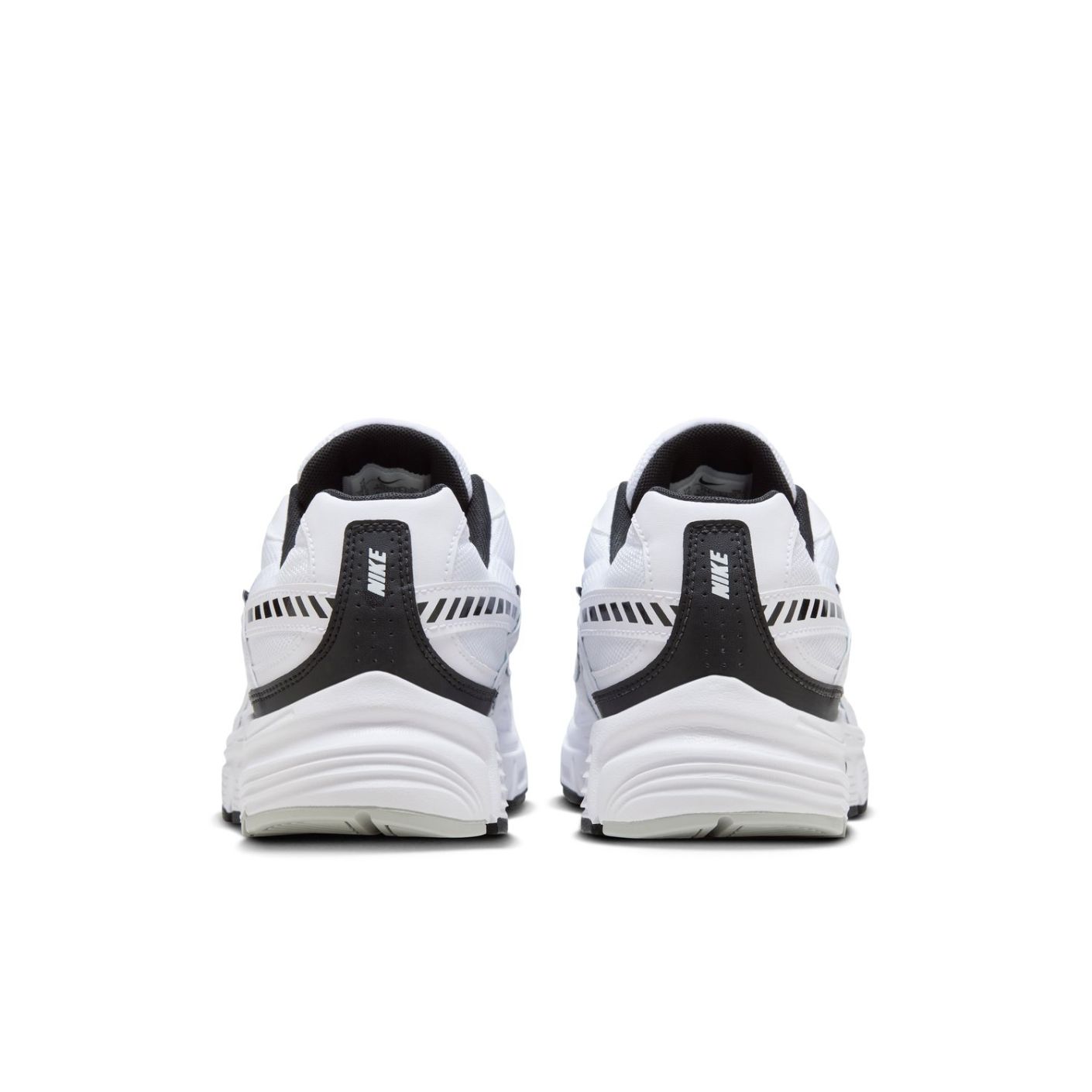 Nike Initiator White/Black Men's