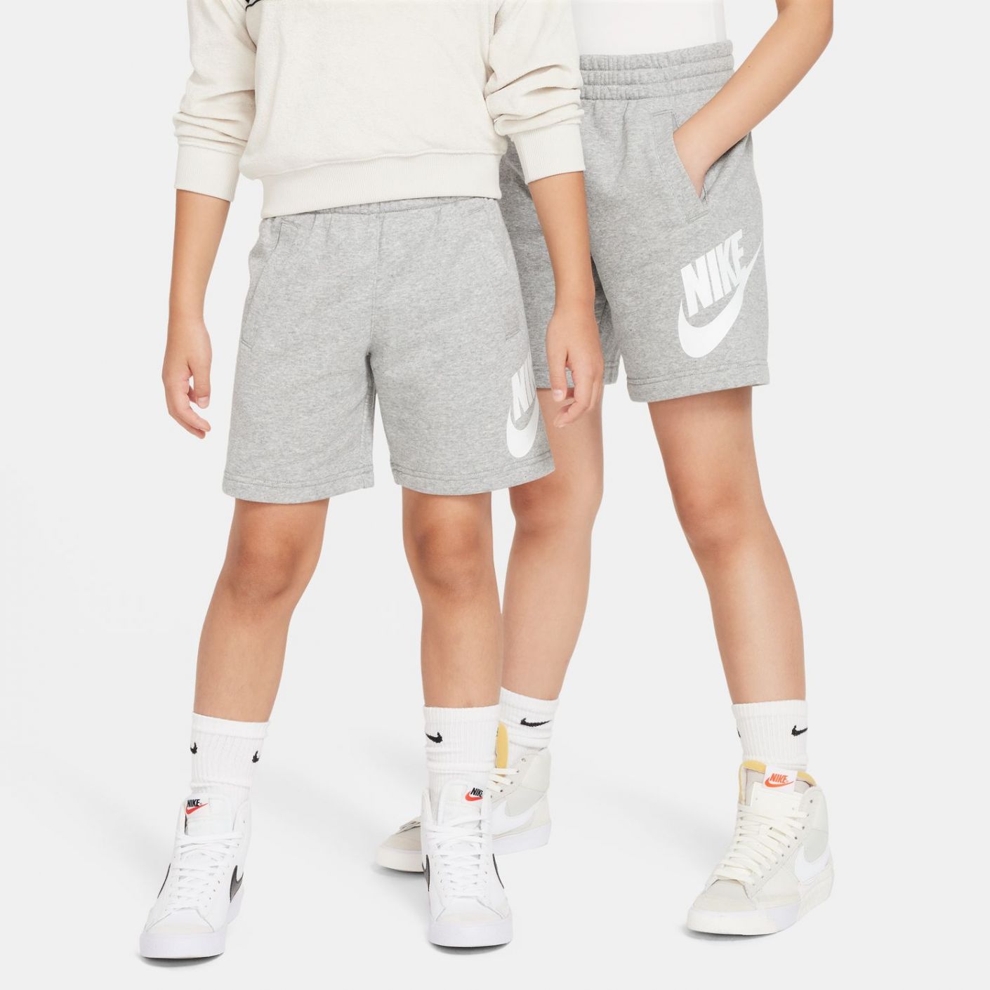 Nike Shorts aus French Terry in Dunkelgrau Heather für Jungen