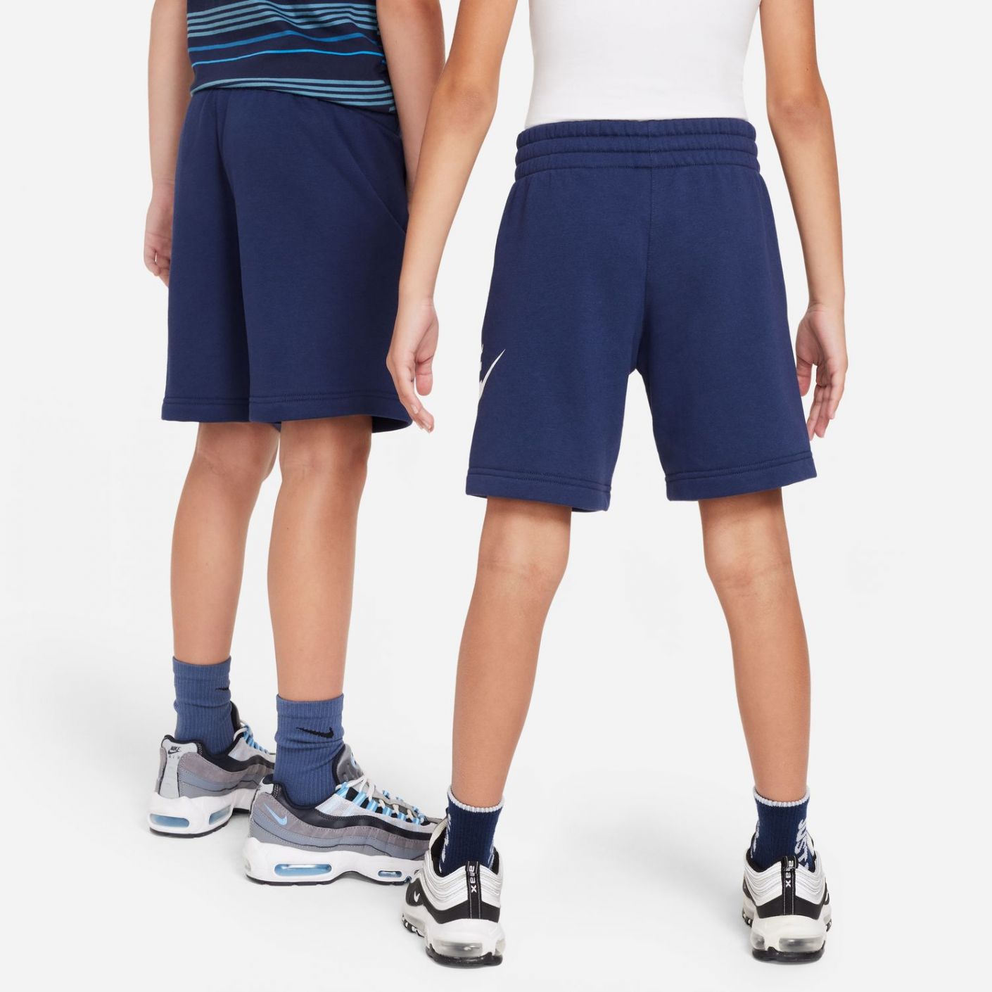 Nike Shorts aus French Terry in Midnight Navy für Jungen