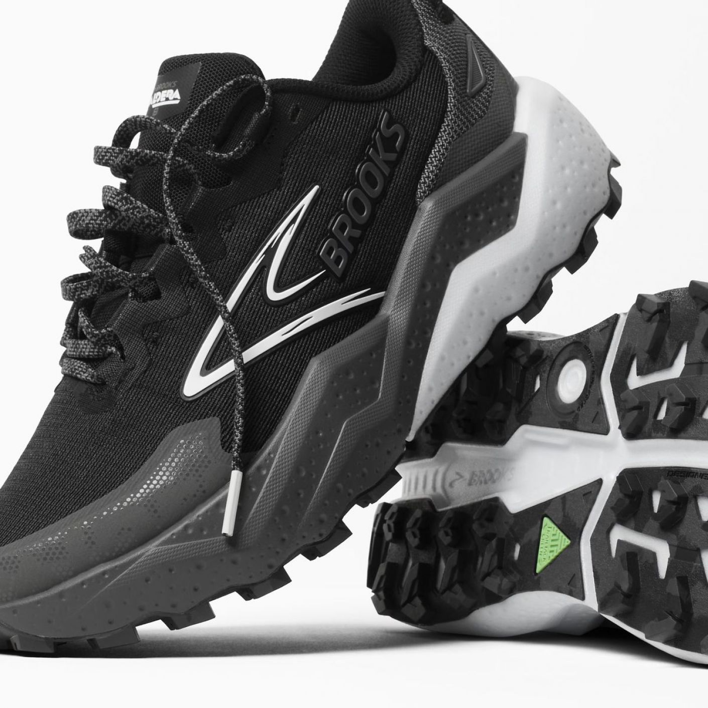 Brooks Caldera 8 Black/Blackened Pearl/White da Uomo