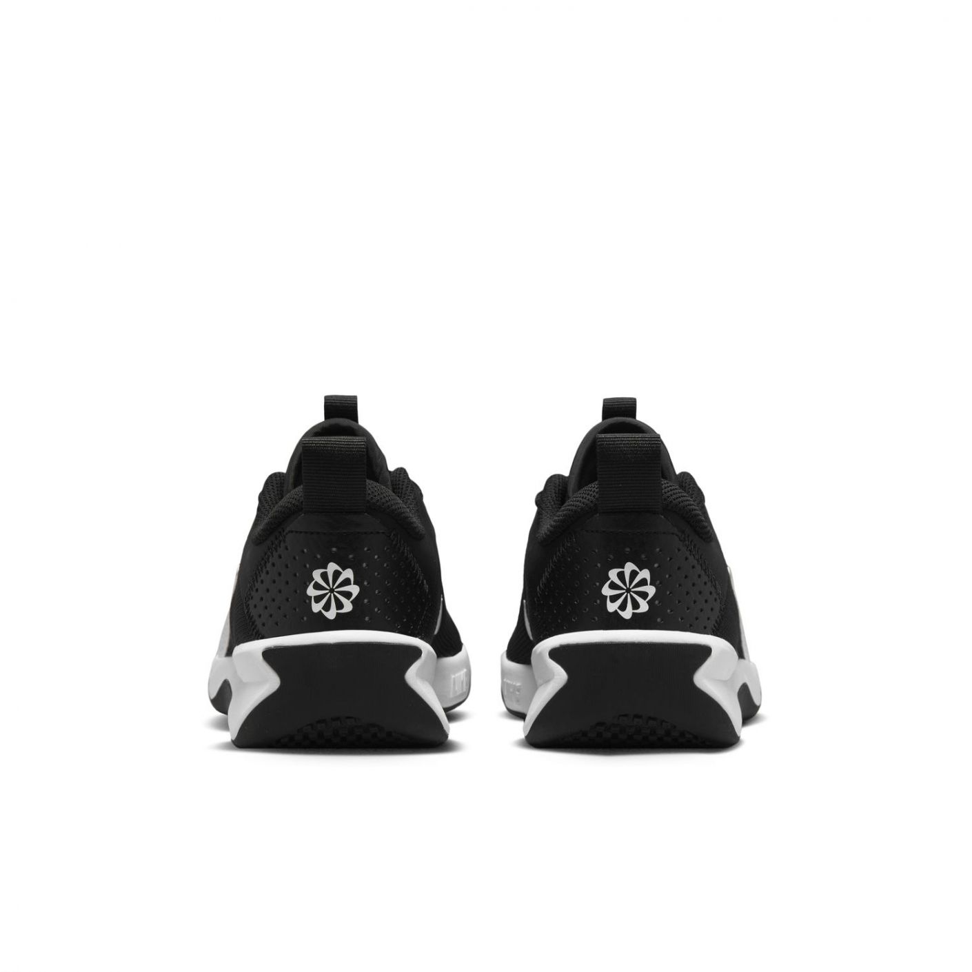 Nike Omni Multi-Court Black/White da Ragazzo