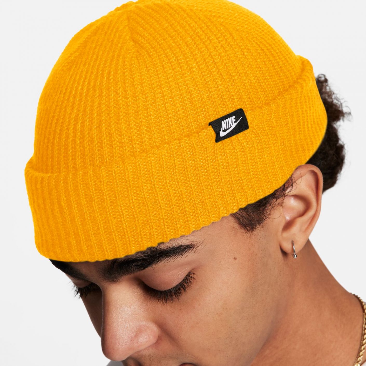 Nike Terra Futura365 Short-Cuff Beanie University Gold