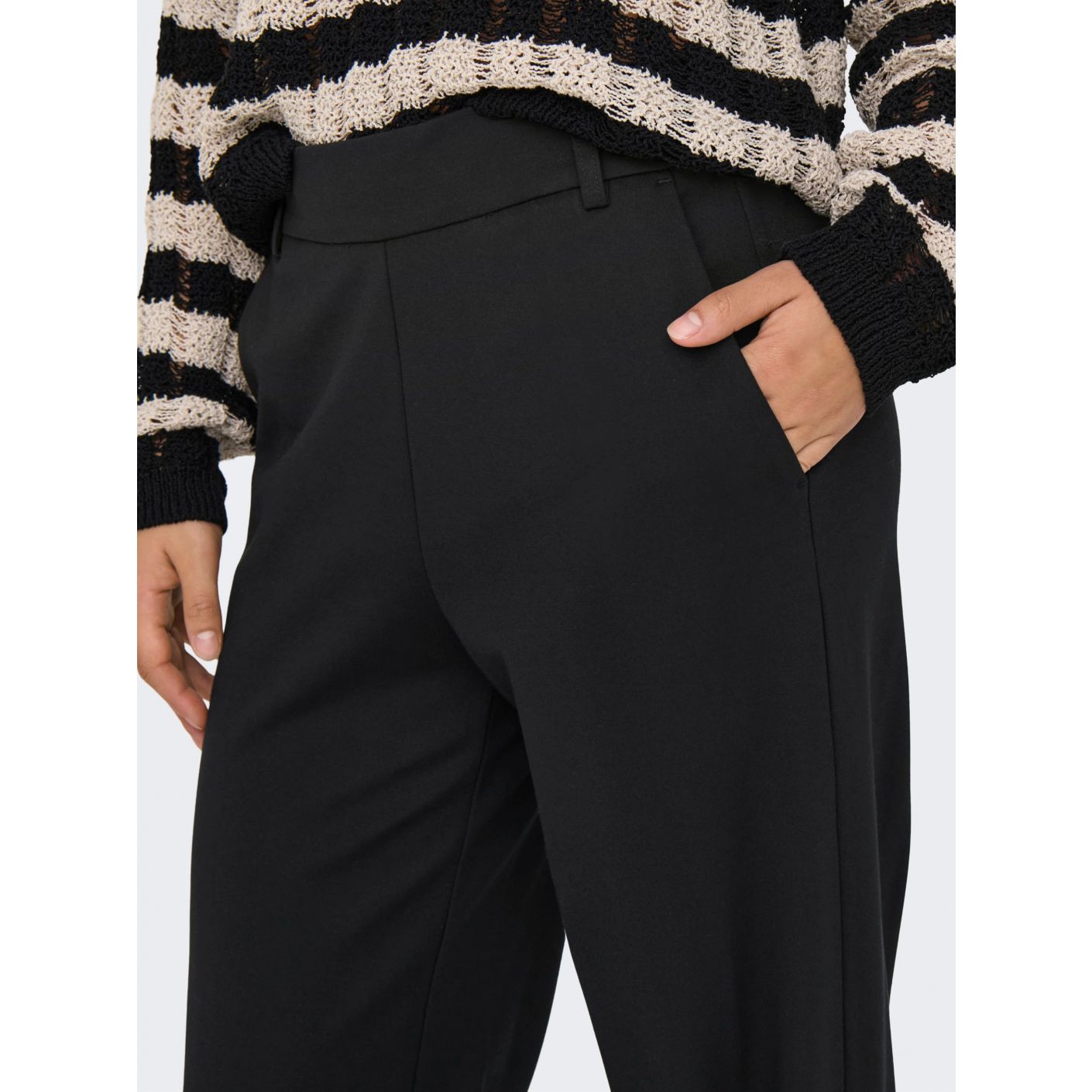 Only Pantaloni Onlpoptrash Straight Fit Black da Donna