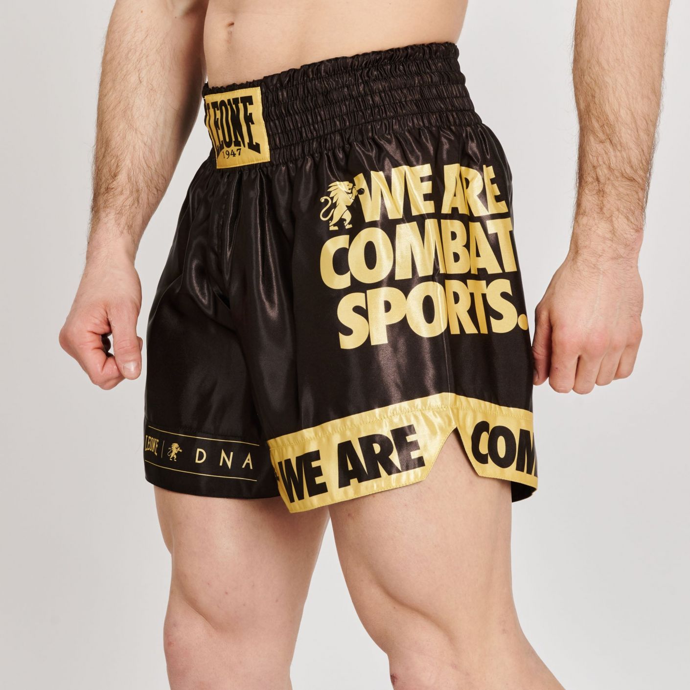 Leone Short Kick-Thai DNA Nero/Oro da Uomo