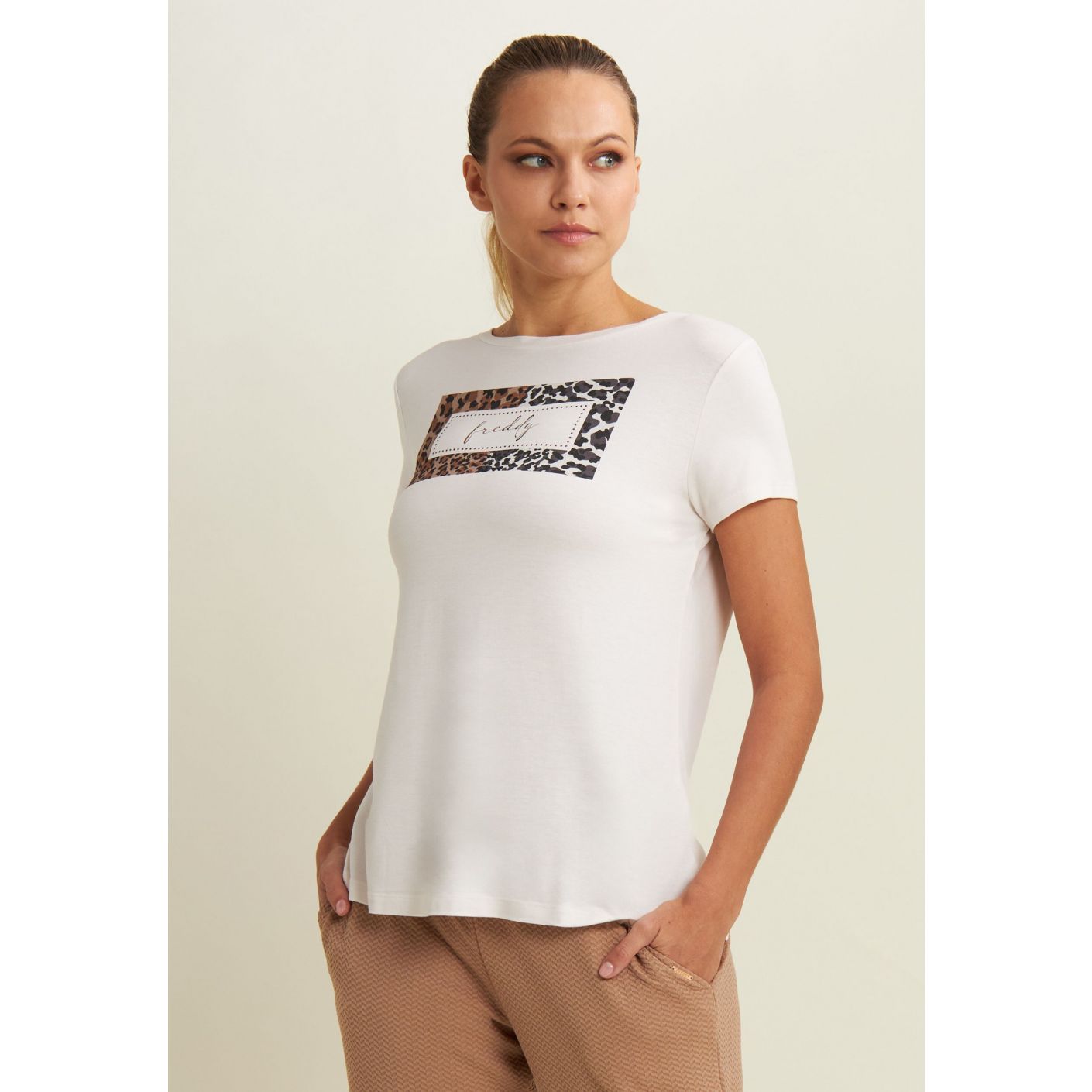 Freddy Damen-T-Shirt mit weißem Animalprint und Strass