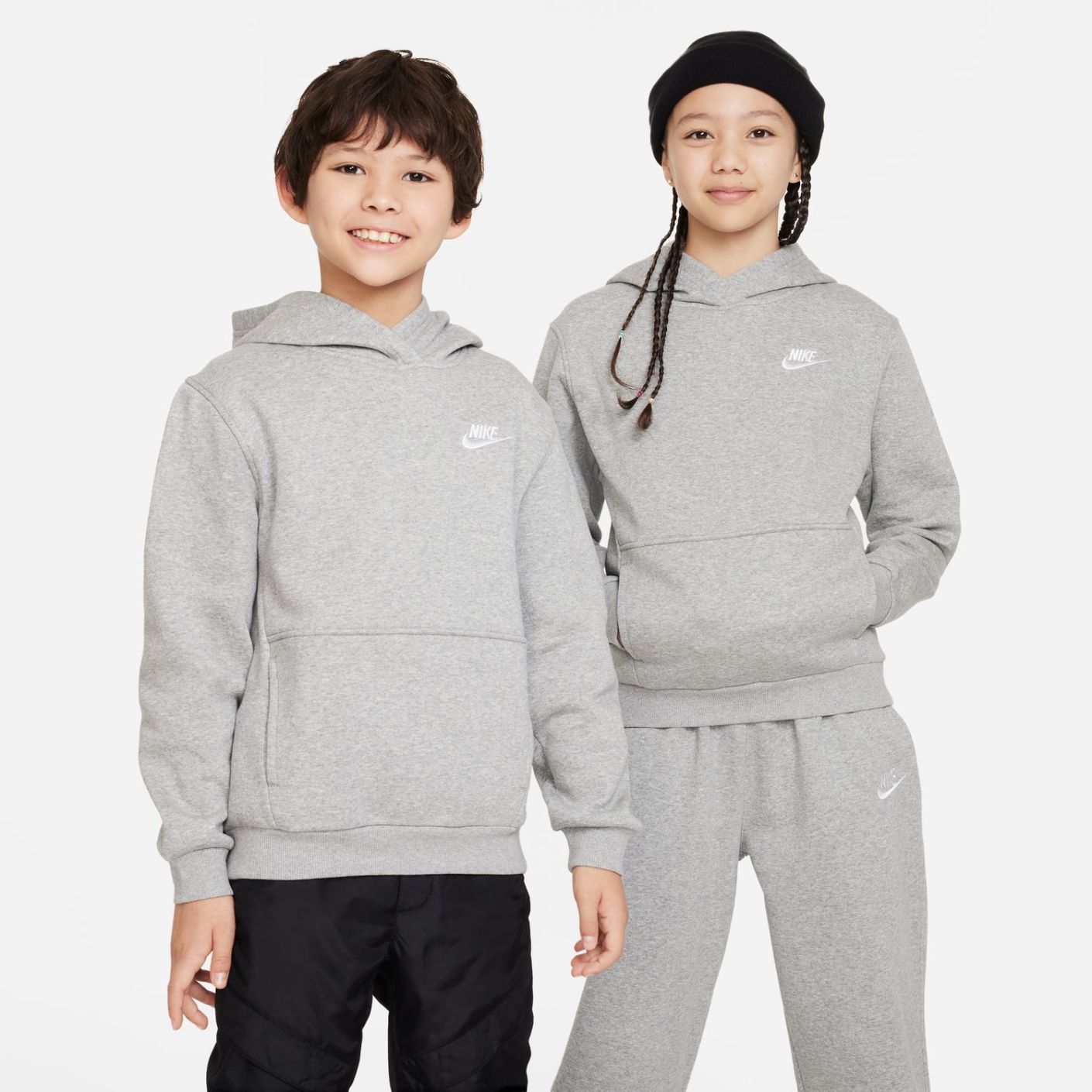 Nike Hoodie Club Fleece Dk Grey Heather/White für Jungen
