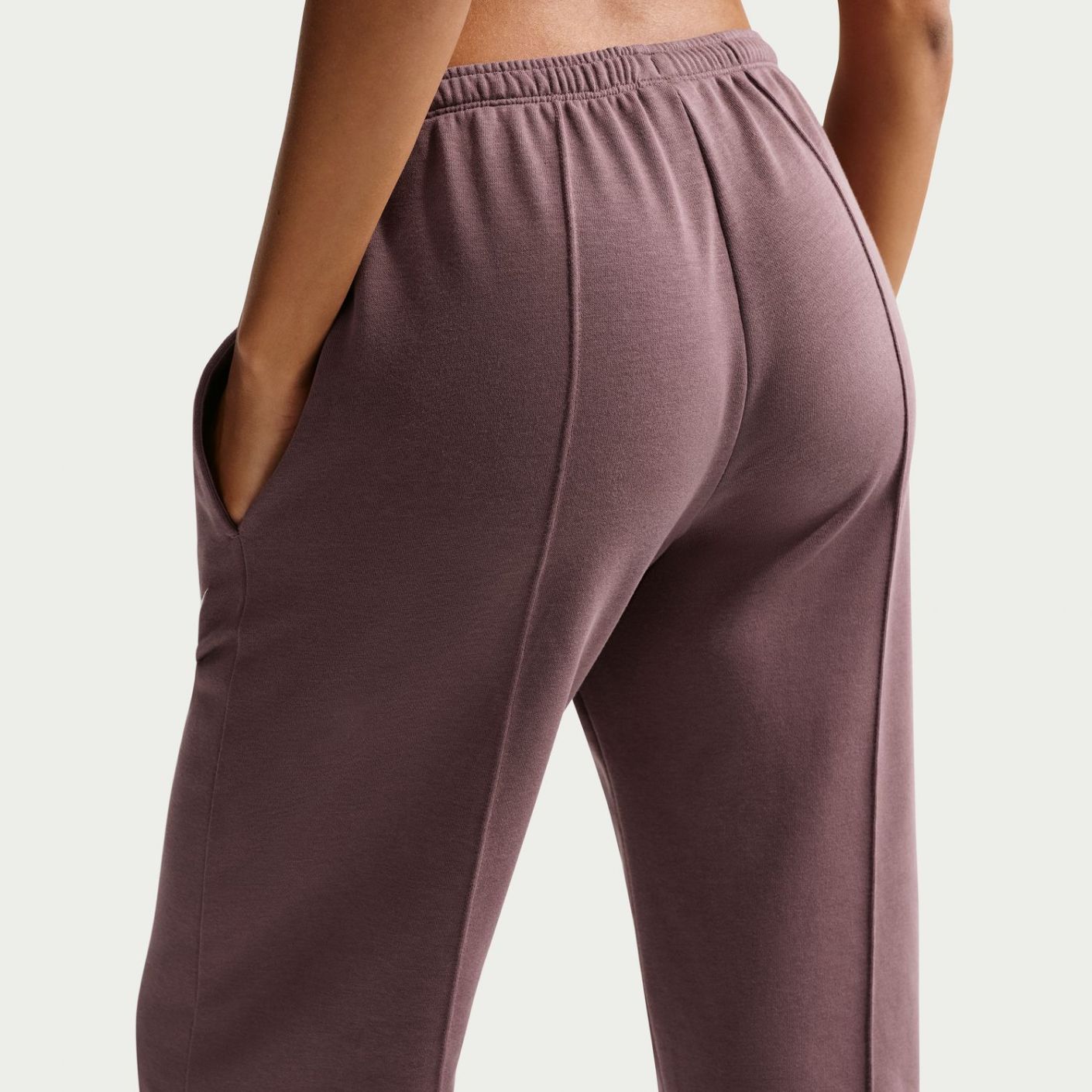 Nike Jogger Chill Terry Tattoo/Sail Women's