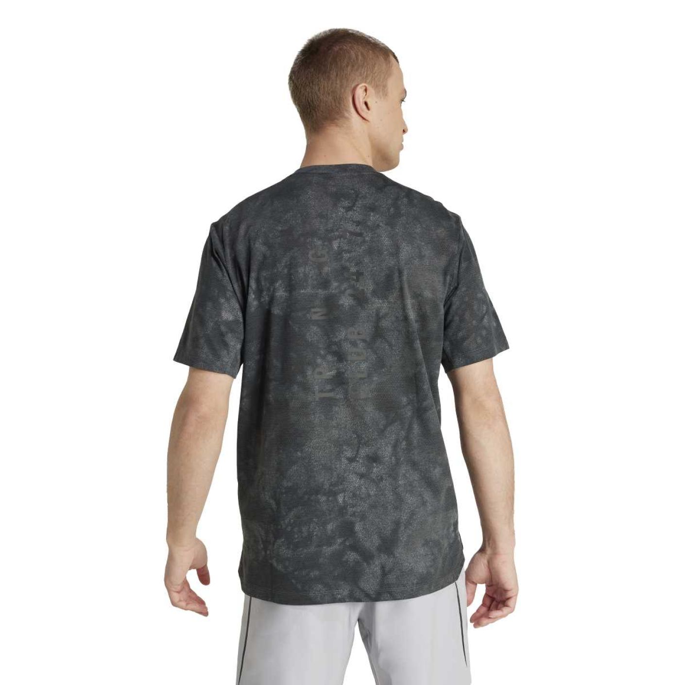 Adidas T-Shirt mit PrimeLift Grafik für Herren
