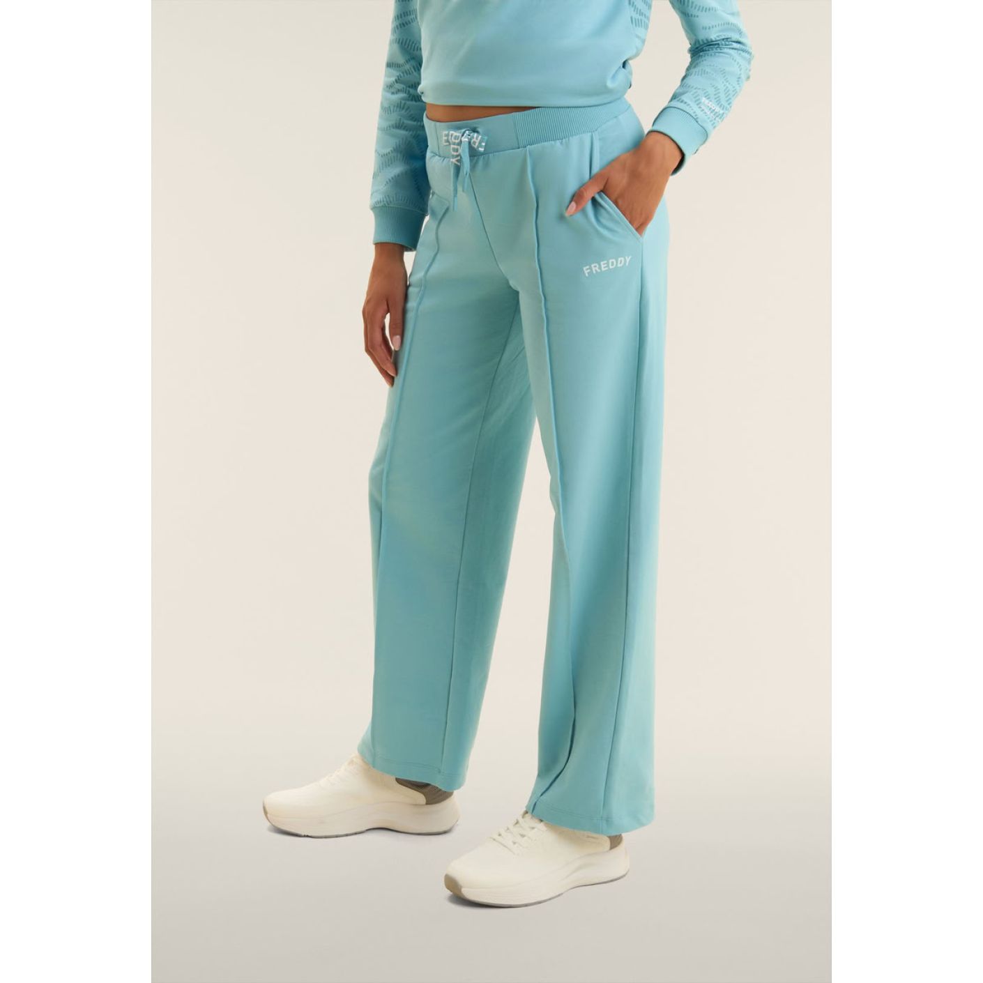 Freddy Weite Beinform Hose mit logierter Kordelzug Milky Blue für Damen