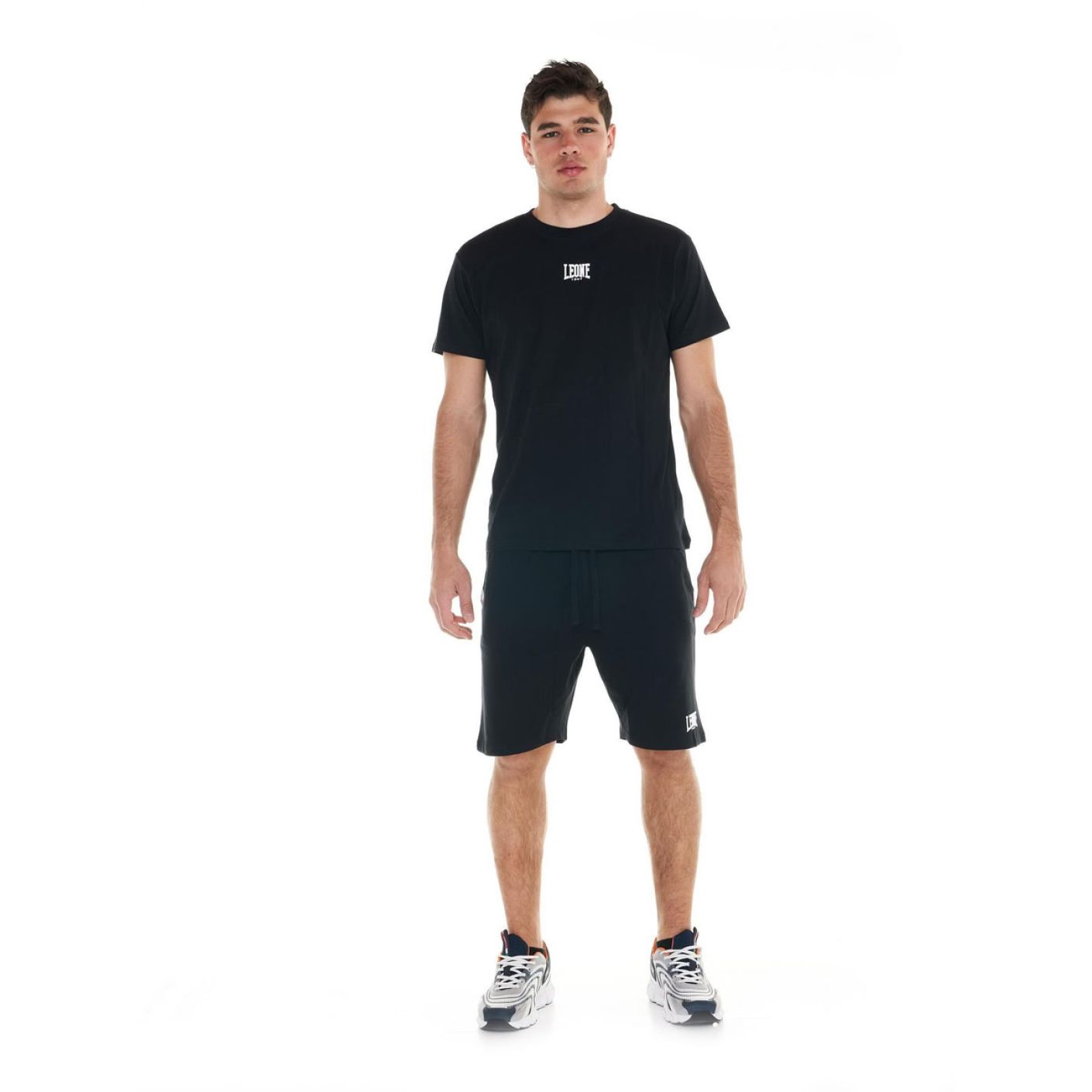 Leone Completo Basic Black da Uomo