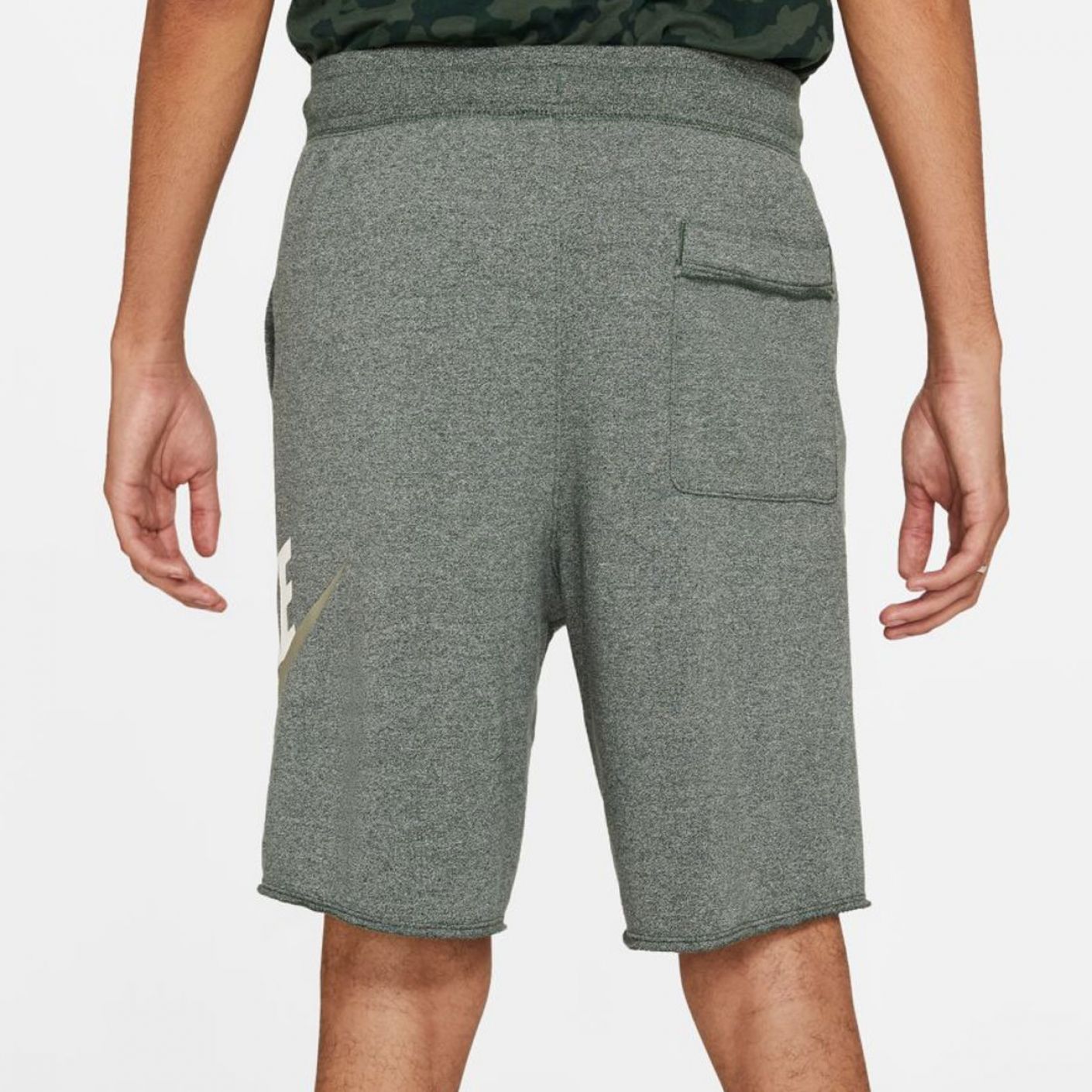Nike Sportswear Shorts Galactic Green
