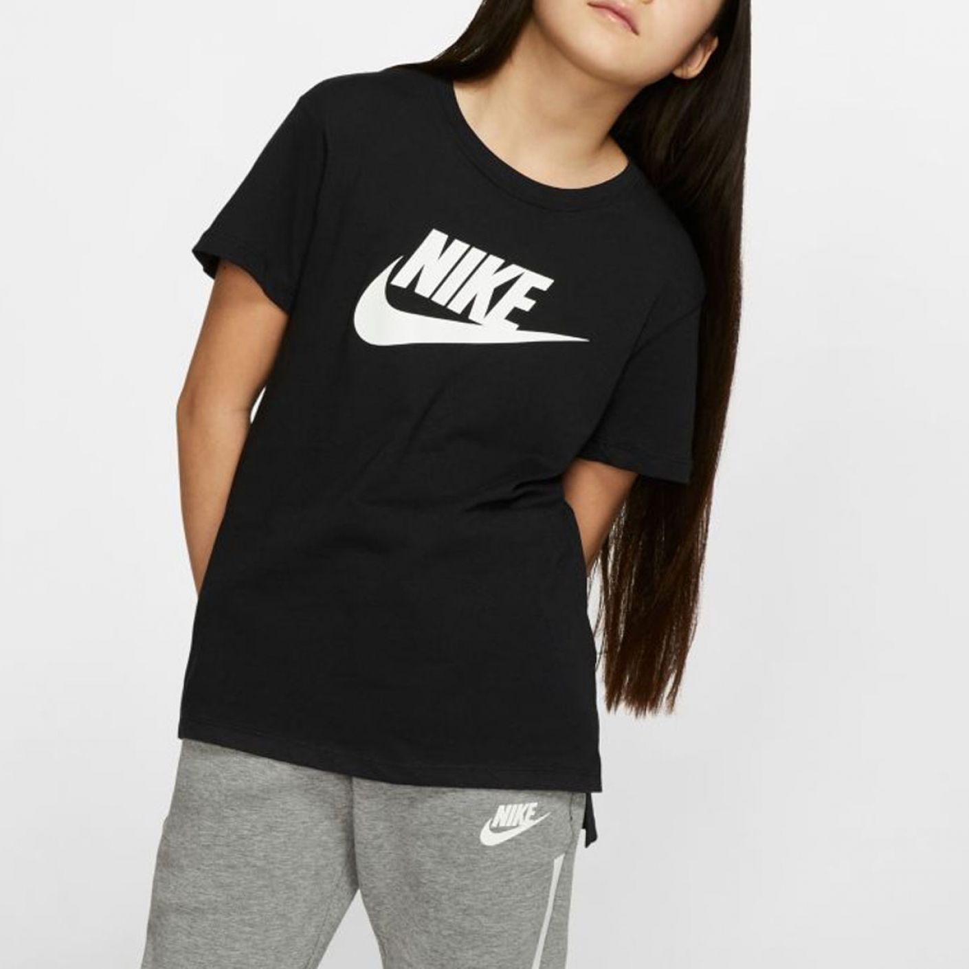 Nike T-Shirt Sportswear Black White da Bambina