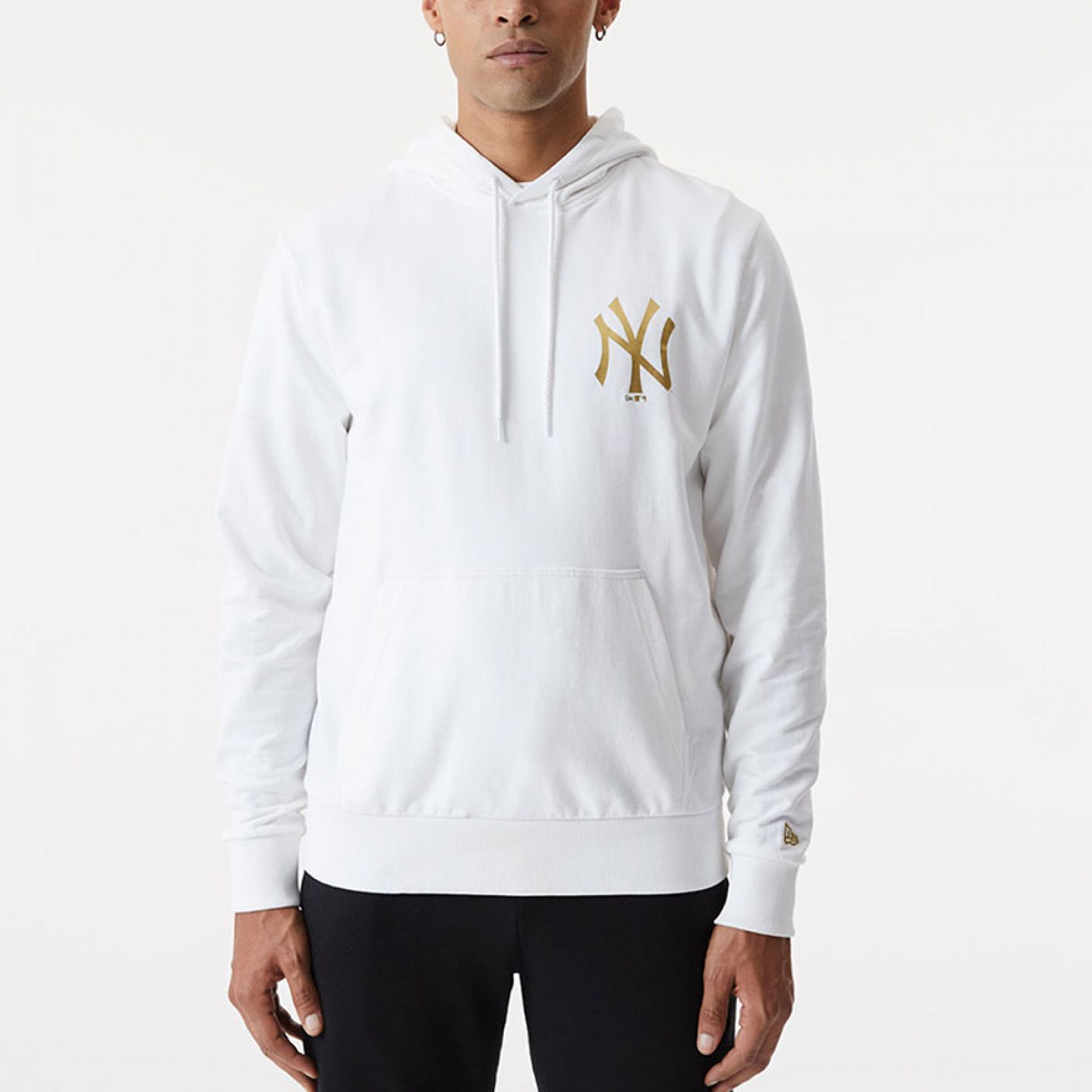 New Era Man Metallic New York Yankees Weißes Sweatshirt