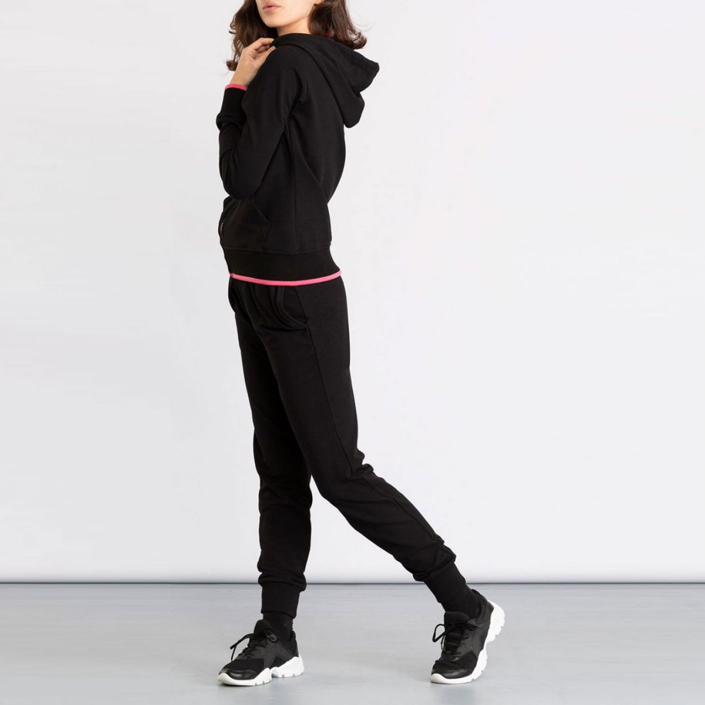 Schwarzer Slim-Stretch-Trainingsanzug von Everlast für Damen